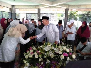 Hj Hasanah Dirawat Selama 40 Hari di MMC, Sum Indra: Beliau Nenek yang Luar Biasa      