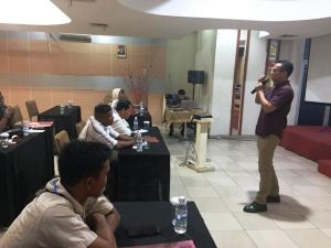 Cyber Crime Polda Jambi Beri Materi ke Relawan Capres Untuk Perangi Hoax