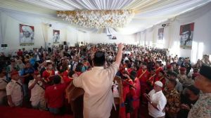 3 Fakta Seputar Prabowo Salat Jumat di Masjid Agung Semarang