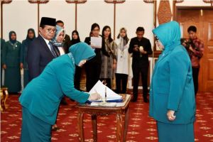 Rahima Resmi Gantikan Sherrin Jadi Ketua Tim Penggerak PKK Provinsi Jambi