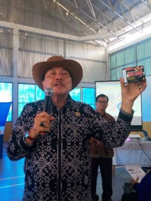 Zulfikar Achmad Minta Pemda Bungo Intens Laporkan Jalan Nasional yang Rusak ke Menteri PUPR
