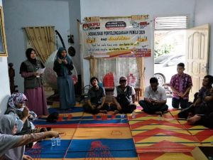 Dibantu Interpreter, Relawan KPU Basis Disabilitas Fasilitasi Sosialisasi Pemilu ke Warga Tuna Rungu