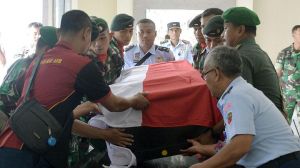 Jenazah Sertu Anumerta Miswariyadin Dimakamkan di Tanah Kelahiran