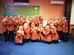 Gelar Arisan di RSUD Raden Mattaher, DWP Jambi Genjot Perekonomian Keluarga