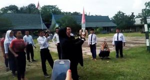 Aplikasikan Mapel IPA, Siswa SMPN di Batang Hari ini Praktik Membuat Roket Air 