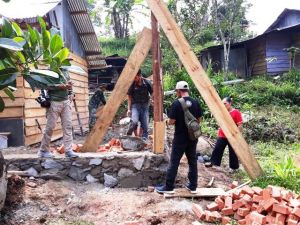 2 Warga Penerima Bantuan Rehab Rumah Berterima Kasih ke Satgas TMMD