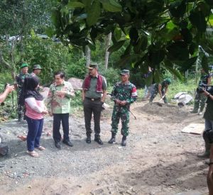Di Hadapan Walikota dan Tim Sterad, Kasmini Terimakasih Rumah Anaknya Direhab