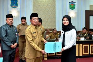 Serahkan 217 SK, Fachrori Minta CPNS Disiplin Emban Tugas