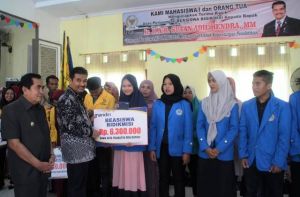Hampir Putus Sekolah, Kini Melanjutkan Kuliah Dengan Beasiswa Bidikmisi Dari Aspirasi SAH