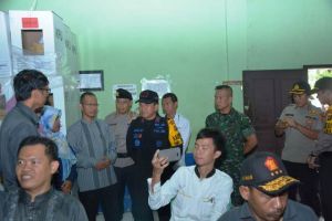 Pantau Rapat Pleno PPK di Kantor Camat Telanai, Ini Kata Kapolda Jambi   