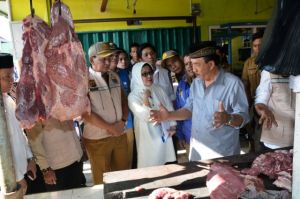 Pedagang Daging Beku di Pasar Angso Duo Terancam Dikenakan UU Perlindungan Konsumen, Jika...
