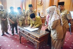 Harap Fungsi Danau  Terjaga, Fachrori Tandatangani Kesepakatan Penyelamatan Danau Prioritas Nasional