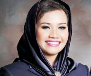 Ria Mayang Sari Kalahkan Putra Daerah di Kerinci