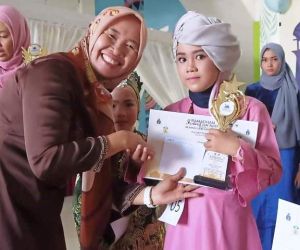 Hj Hesty Haris Apresiasi Ramadhan Festival 1440 H
