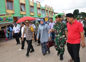 Sidak Harga Sembako di Pasar Angso Duo, Elviana: Pasar Sudah Oke, Sampah Berserakan Perlu Dibenahi