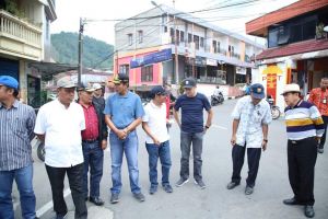 Ketua DPRD Sungai Penuh Fikar Azami Tinjau Jalan Jelang Idul Fitri