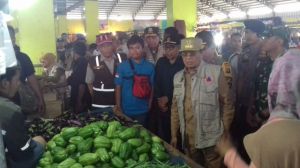 Fachrori Sidak Pasar Angsoduo, Harga Daging Masih Normal, Cabai Naik Jadi Rp50 Ribu Per Kg 