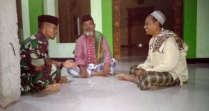 Beribadah Sembari Sosialisasi TMMD