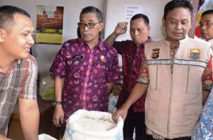 Bersama Tim Satgas Pangan Provinsi Jambi, Sekda Sidak Pasar Keramat Tinggi