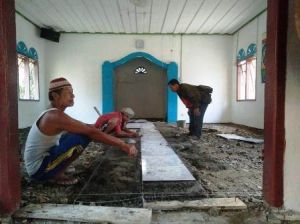Kini Musollah Baitul Mukmin di Desa Ladang Peris Sudah Dipasangi Keramik Berkat Program TMMD 105