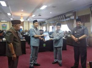 Ketua DPRD Fikar Pimpin Paripurna Penyampaian Rancangan KUA PPAS 2020
