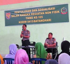 Dalam Penyuluhan Hukum Program TMMD, Warga Diberikan Sosialisasi UU Karhutla