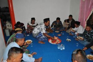 Satgas TMMD ke 105 Menjalin Kebersamaan dengan Semua Elemen Masyarakat