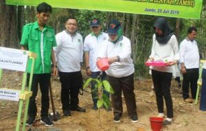 Hari Bhakti Adhyaksa ke 59, Kejati Jambi Wujudkan Keperdulian Terhadap Lingkungan