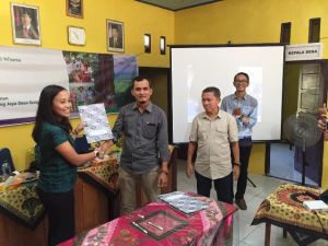 PT Wanamukti Wisesa Melakukan Program Pembinaan bagi Kelompok Tani Hutan