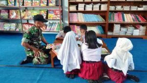 Satgas TMMD Berikan Bimbingan ke Siswa di Sekolah