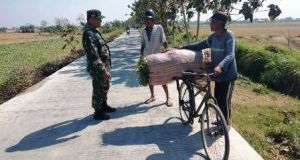 Jalan Dibangun TNI, Angkut Hasil Pertanian Lancar