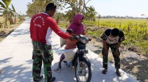 TNI Satgas TMMD ini Merasa Lega Bisa Bantu Warga Yang Kesusahan