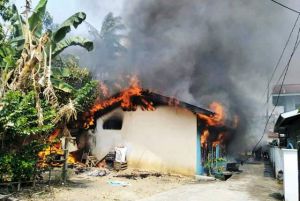 Akibat Tungku Masak, Tiga Bedeng Ludes Terbakar