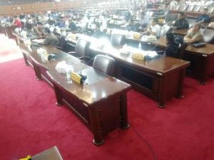 Belum Sebulan Menjabat, 8 Orang Anggota Dewan Sudah Absen di Paripurna DPRD Provinsi
