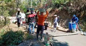 ''Mimpi Kami Soal Bagusnya Jalan Antar Dusun Akan Nyata''