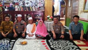 Tinjau Pembangunan Mako Polres, Kapolda Sempatkan Diri Sowan ke Tokoh Ulama Tanjabbar KH Abdullah
