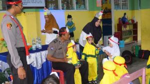 Binmas Noken Polri Laksanakan Polisi Pi Ajar di TK Yapis Mimika