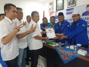 Utus Tim, Al Haris Ambil Formulir jadi Cagub di Partai Demokrat