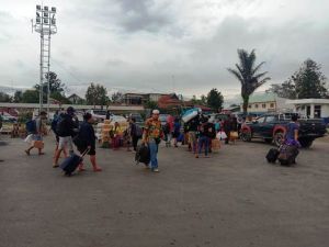 Menumpang Hercules, Puluhan Warga yang Mengungsi Tiba di Wamena