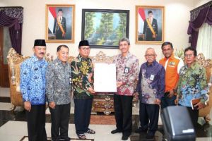 Kerjasama Pemenuhan Perumahan Layak Huni Bagi MBR di Jambi Ditandatangani