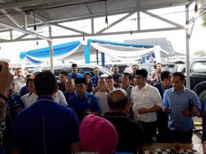 Kejutan, Mars PAN Menggema Di Demokrat Ketika Penyerahan Berkas Cagub H Bakri