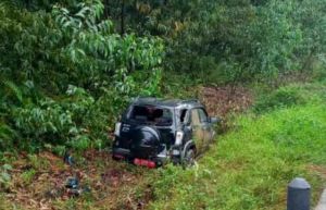 BREAKING NEWS: Mobil yang Ditumpangi Istri Kadis PUPR dan Kasatpol PP Jambi Nyungsep ke Jurang