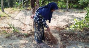 Sejumlah Satgas TMMD Terinspirasi Nenek Dilopo