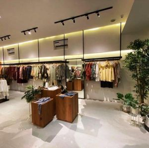Grand Opening Hari Ini, Aleza Store Jambi Tawarkan Diskon 20 Persen