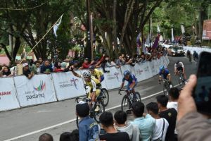 Sekda Harap Tour De Singkarak Tingkatkan Perekonomian Masyarakat