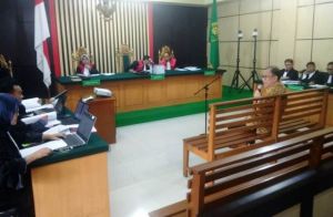 Sidang Asiang Diskor Karena Terdakwa Belum Sarapan