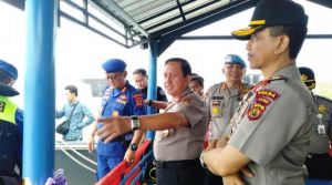 Kapolda Jambi Resmikan Tiga Kapal Patroli dari Korpolairud Baharkam Polri di Perairan Batanghari