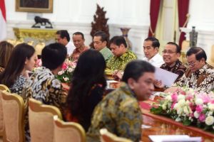 Tingkatkan Ekspor Tekstil, Presiden Jokowi: Kita Sudah Mulai Siapkan ‘Apparel Park’