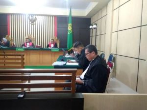 Sampaikan Pembelaan, Pengacara Sebut Asiang Beri Pinjaman Karena Kasihan Dengan Arfan