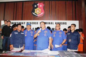 Ditreskrimsus Polda Jatim Bongkar Komplotan Hacker Kartu Kredit Beromzet Ratusan Juta